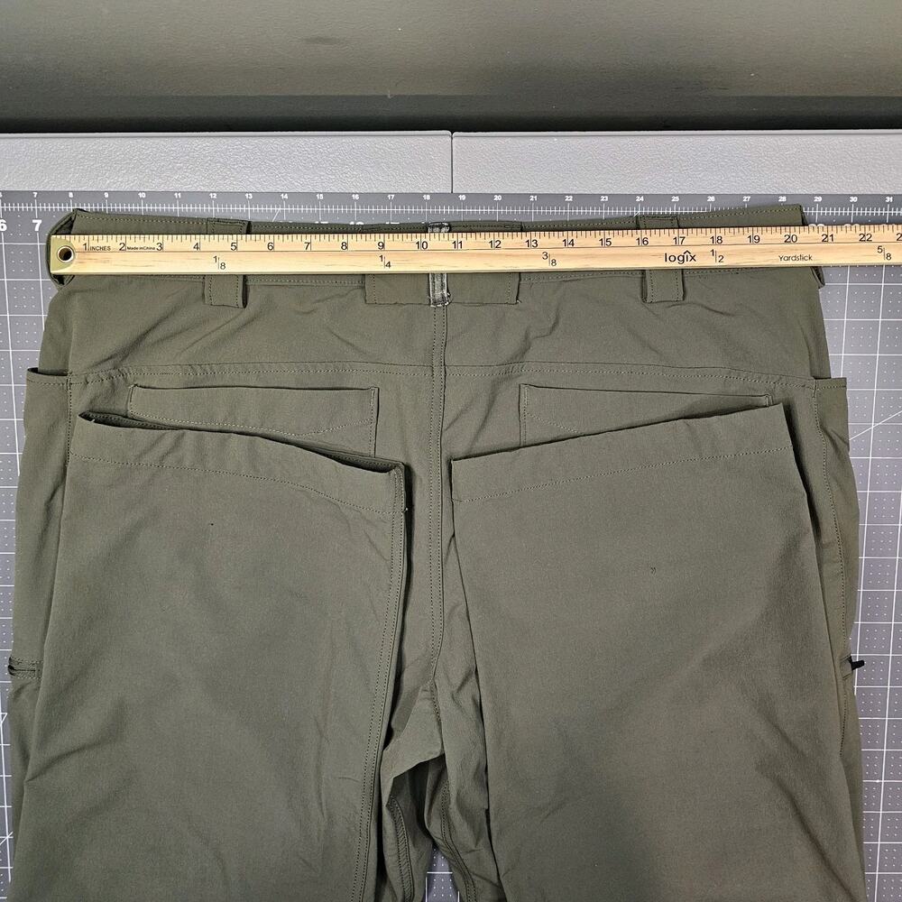 Duluth Trading Pants 42x30 Green Stretch Nylon Flexpedition Cargo Brown Workwear - Picture 14 of 16
